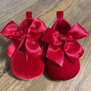 Baby girl red velvet maryjanes
